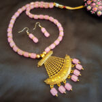 Single Layer Necklace with Pendant - Image 3