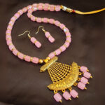 Single Layer Necklace with Pendant - Image 4