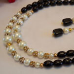 Pearls n Black Beads Necklace - Image 4